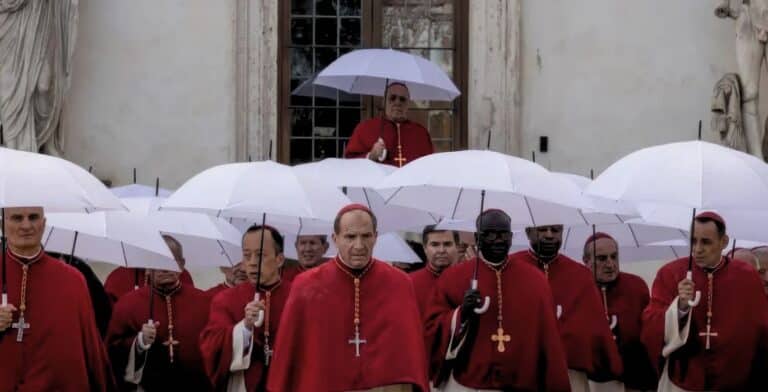 la intriga detrás de las puertas del Vaticano